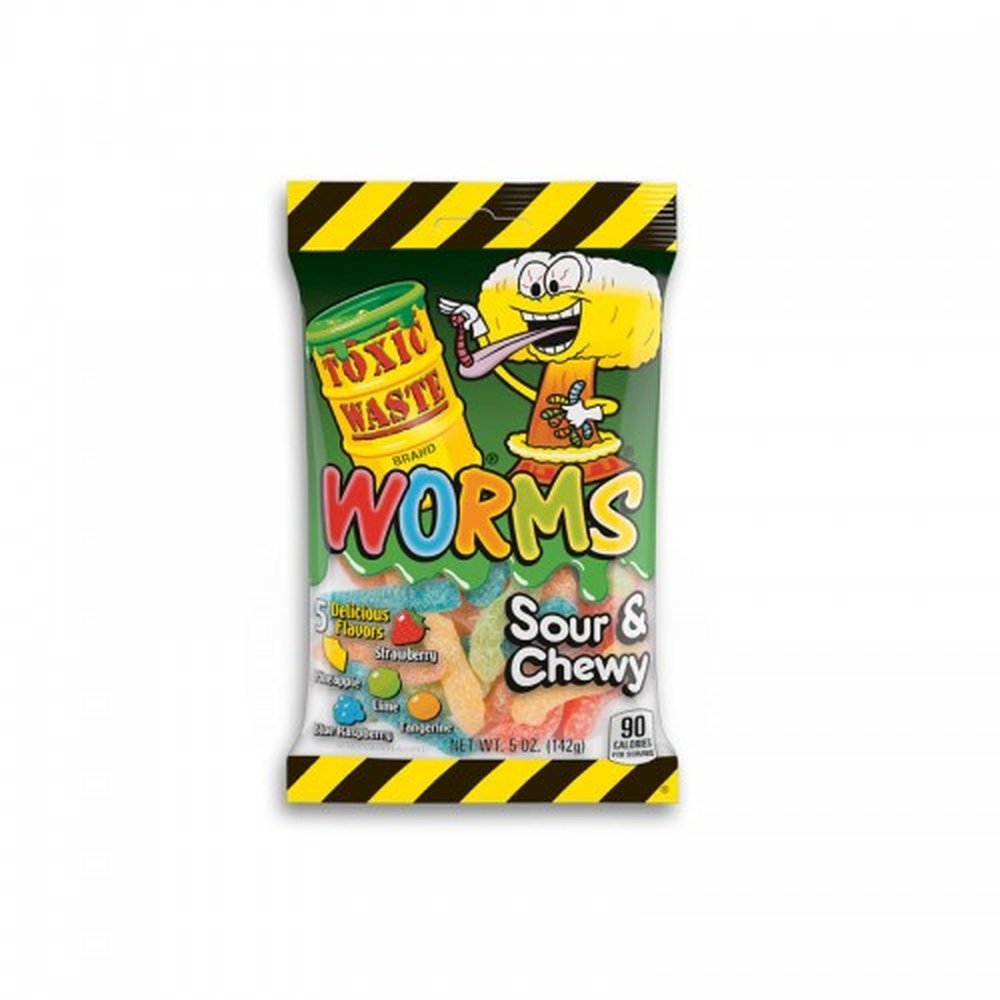 Un emballage rectangulaire vert sur fond blanc, il y a un baril jaune et une explosion avec des grands yeux rouges qui mangent des vers de terre colorés. Et en bas il y a une partie transparente qui montre les bonbons Worms